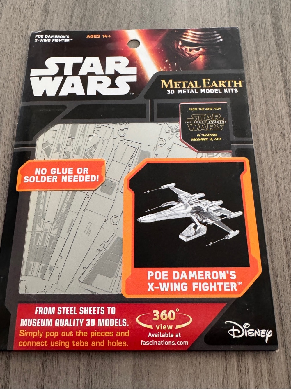 Star Wars Poe Dameron X-Wing Fighter 3D Metal Model Kit - Metal Earth